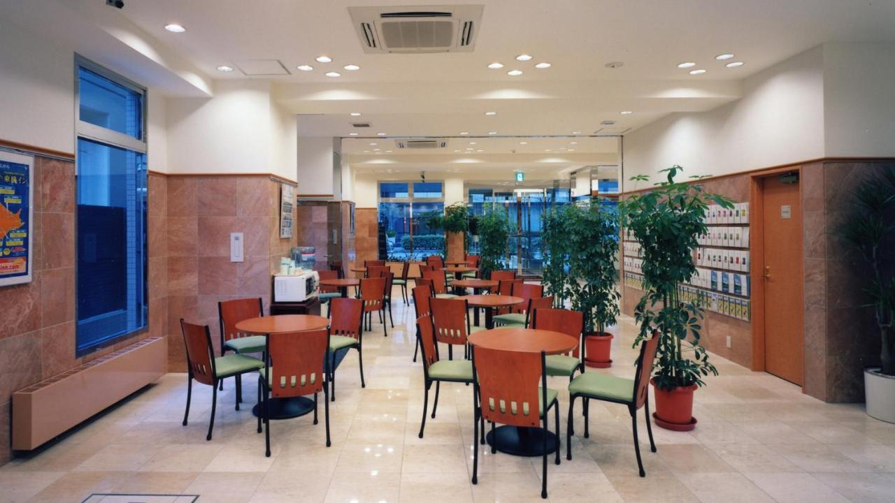 Toyoko Inn Tokyo Ikebukuro Kita-Guchi No.1 Exterior photo