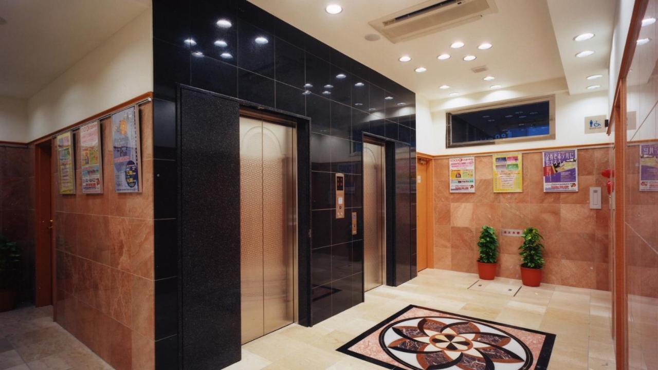 Toyoko Inn Tokyo Ikebukuro Kita-Guchi No.1 Exterior photo